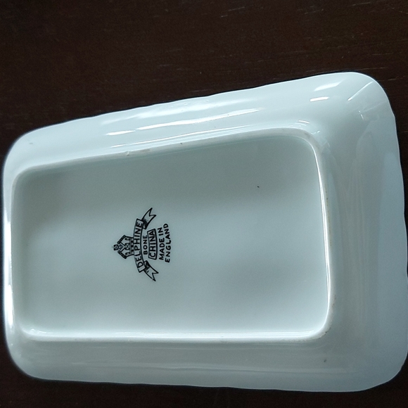 Delphine Bone China Platter - Picture 3 of 5